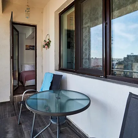 Modern In New Building With Balcony Năvodari